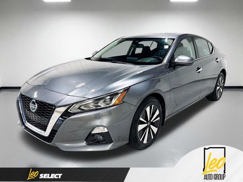 Used 2019 Nissan Altima 2.5 SV AWD/4WD image 1