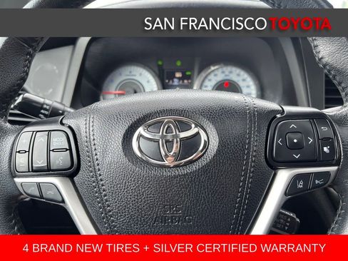 Certified 2019 Toyota Sienna SE w/ SE Preferred Package image 35