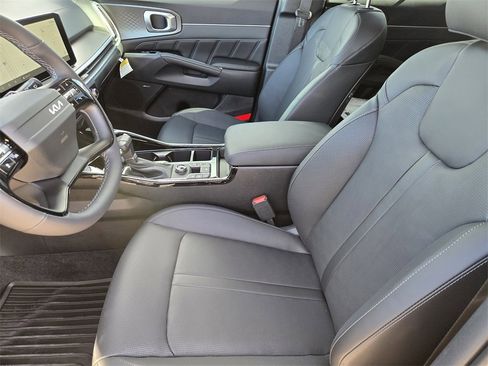 New 2026 Kia Sorento SX image 9