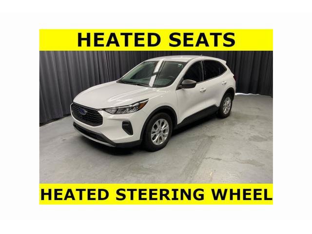 Used 2023 Ford Escape Active w/ Cold Weather Package FWD image 1