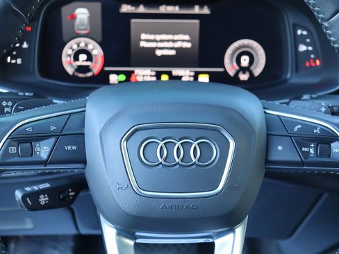 Used 2019 Audi Q8 Premium Plus w/ Premium Plus image 29