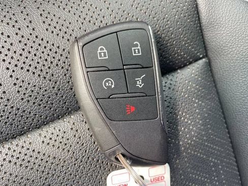 Certified 2025 Chevrolet Equinox LT w/ Convenience Package II AWD/4WD image 25