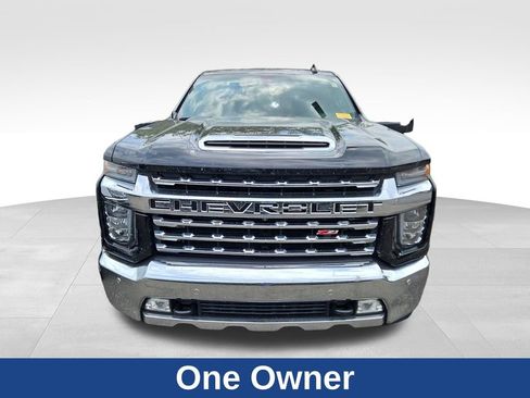 Used 2022 Chevrolet Silverado 2500 LTZ w/ LTZ Plus Package AWD/4WD image 2