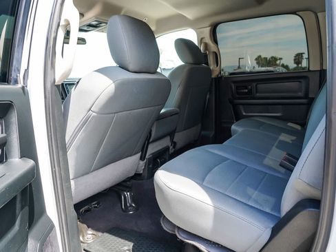 Used 2018 RAM 1500 Express w/ Express Value Package RWD image 18