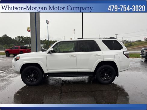 Used 2021 Toyota 4Runner SR5 Premium AWD/4WD image 8