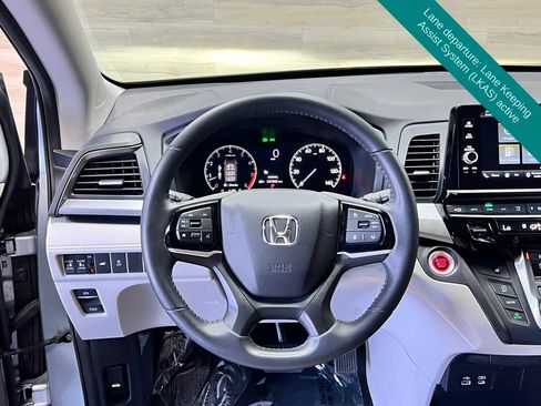 Used 2025 Honda Odyssey EX-L image 10