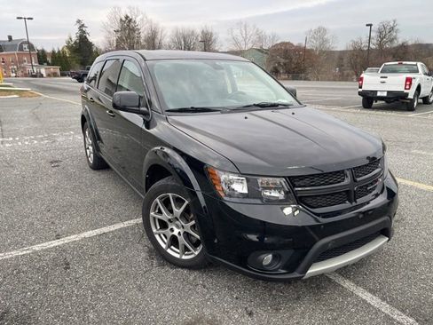 Used 2018 Dodge Journey GT image 1