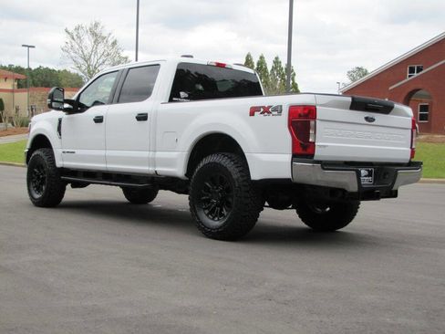 Used 2022 Ford F250 XLT w/ FX4 Off-Road Package image 7