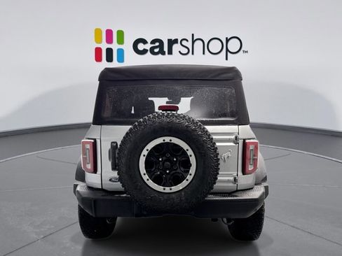 Used 2024 Ford Bronco Badlands image 4