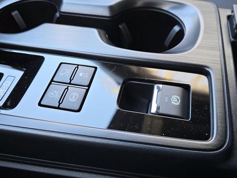 New 2026 Subaru Outback Touring XT image 35