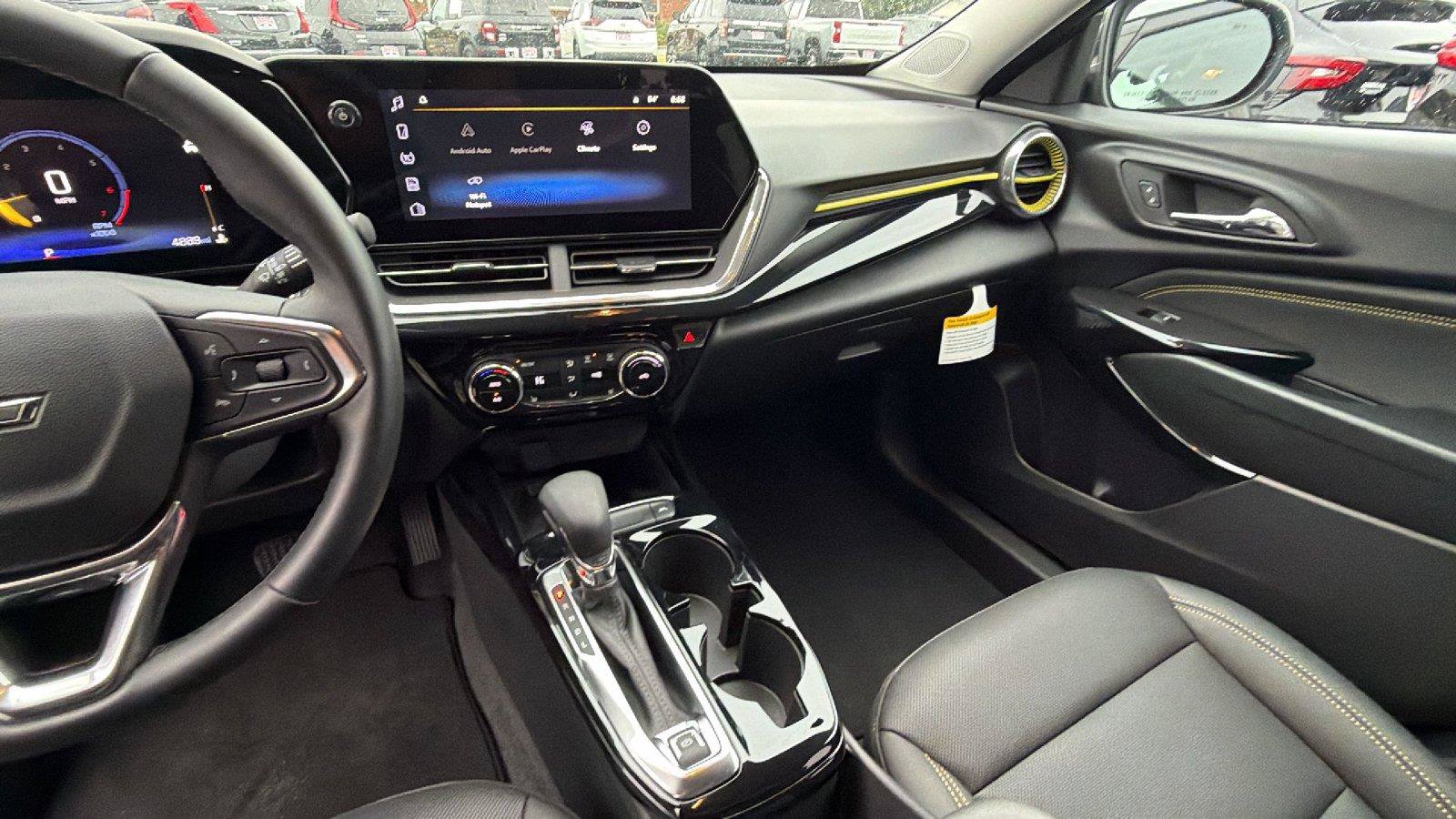 New 2026 Chevrolet Trax ACTIV w/ Sunroof Package FWD image 6