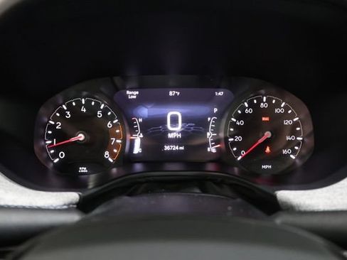 Used 2025 Jeep Compass Latitude w/ Sun & Sound Group AWD/4WD image 22