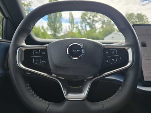 Certified 2025 Volvo EX30 Plus w/ Climate Package AWD/4WD image 24