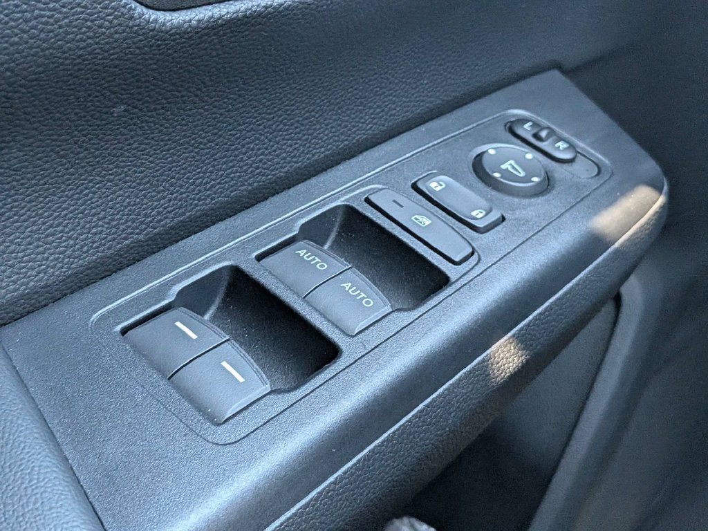 Used 2023 Honda CR-V Sport image 27