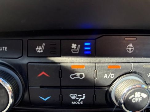Used 2023 Dodge Durango GT AWD/4WD image 30