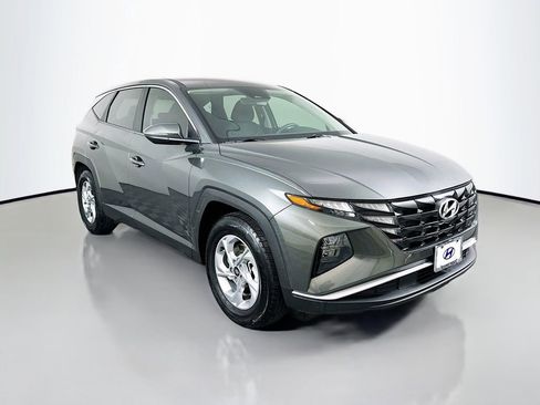 Certified 2022 Hyundai Tucson SE image 3