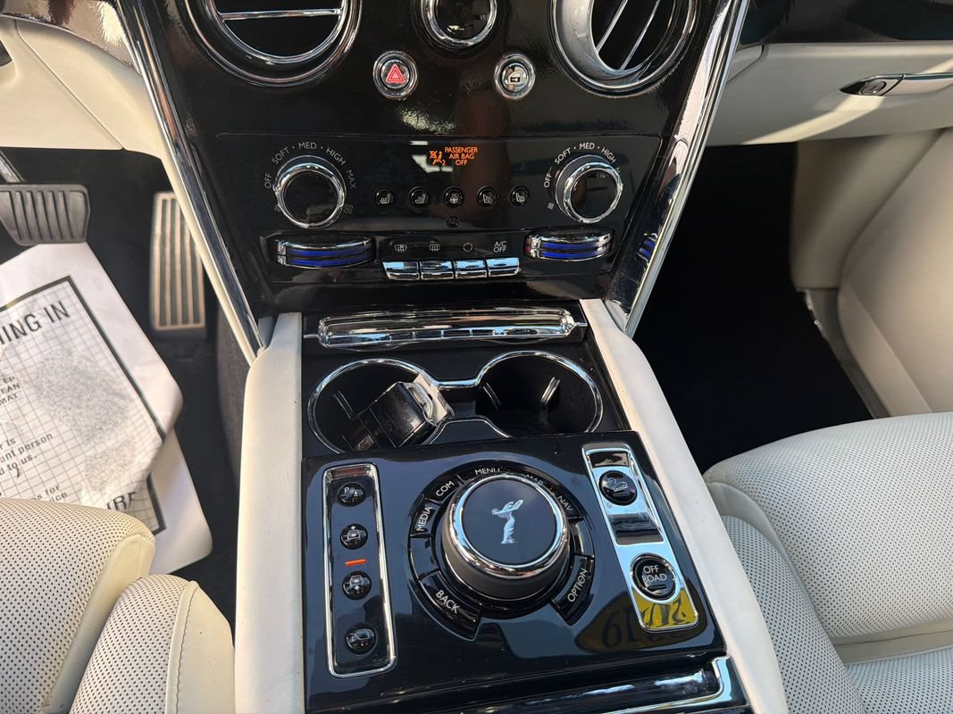 Used 2019 Rolls-Royce Cullinan AWD/4WD image 15