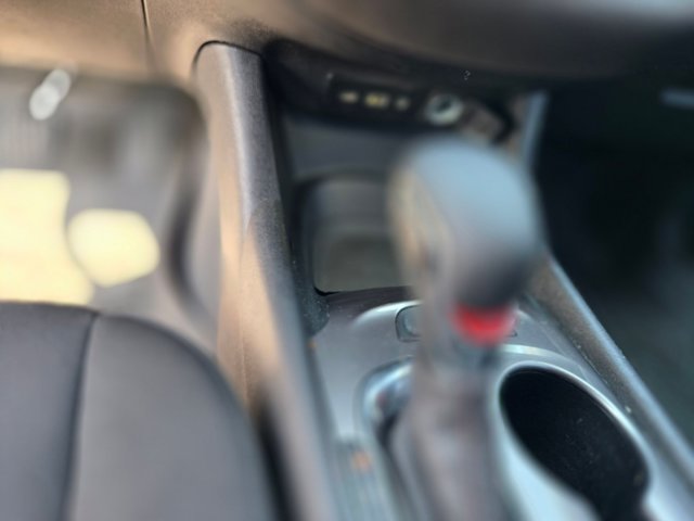 Used 2022 Chevrolet Malibu RS FWD image 14