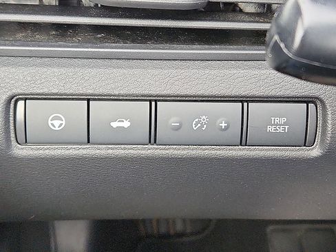 Used 2023 Nissan Altima 2.5 SL FWD image 24