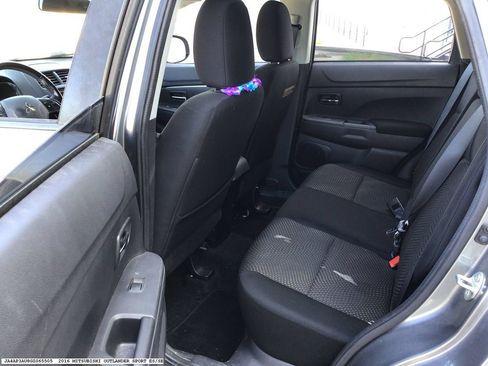 Used 2016 Mitsubishi Outlander Sport ES FWD image 9