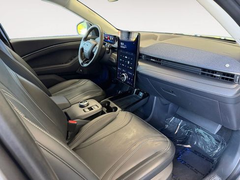 Used 2023 Ford Mustang Mach-E Premium AWD/4WD image 26