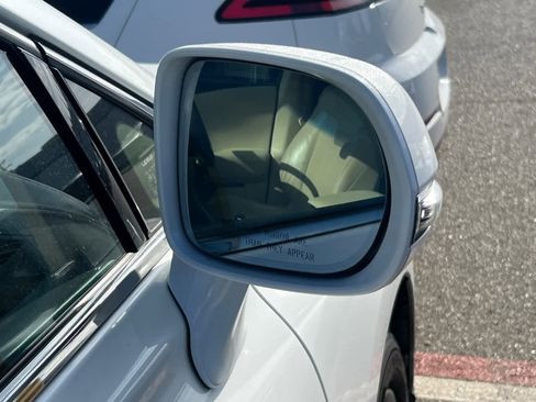 Used 2013 Lexus RX 350 AWD w/ Premium Pkg image 16