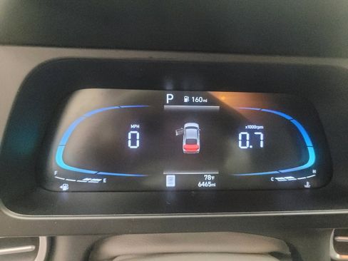 Used 2025 Hyundai Elantra Sport FWD image 23