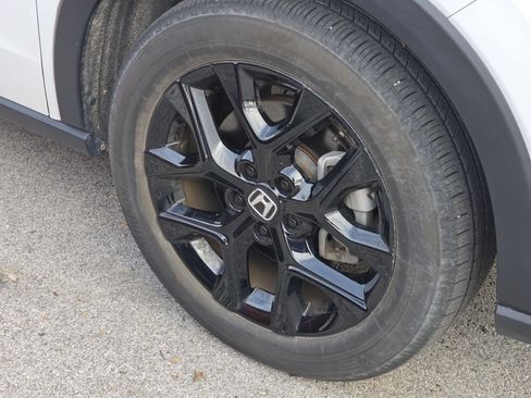 Certified 2024 Honda HR-V Sport image 18