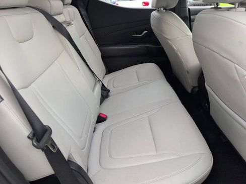 Used 2025 Hyundai Santa Cruz SEL FWD image 29