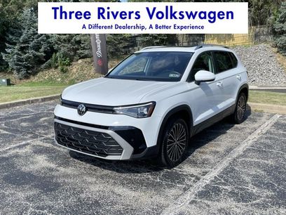 Certified 2025 Volkswagen Taos SE