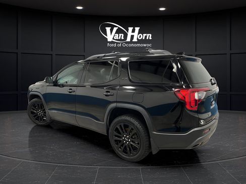 Used 2023 GMC Acadia SLT w/ GMC Pro Grade Package AWD/4WD image 5