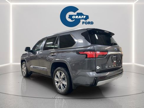 Used 2024 Toyota Sequoia Capstone image 18