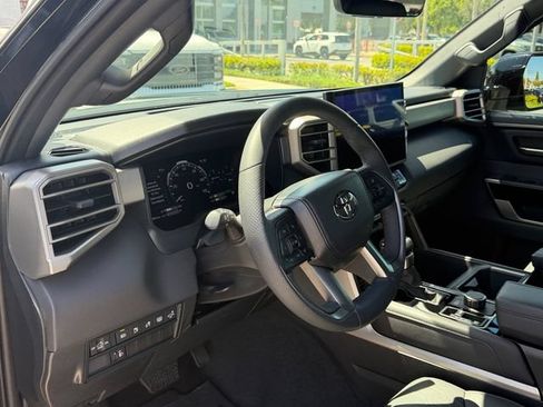 Certified 2025 Toyota Tundra Limited AWD/4WD image 12
