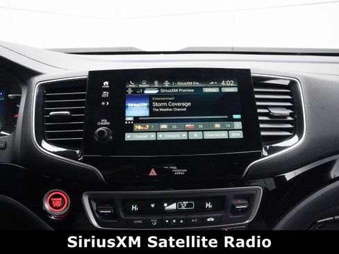 Used 2024 Honda Passport Black Edition image 31