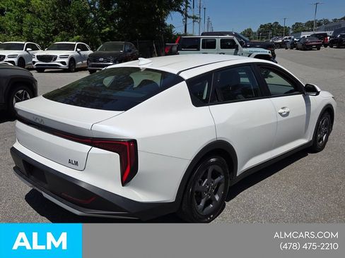 Used 2025 Kia K4 FWD image 13