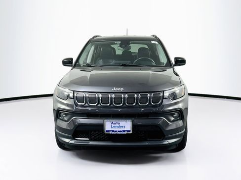 Used 2022 Jeep Compass Latitude AWD/4WD image 2