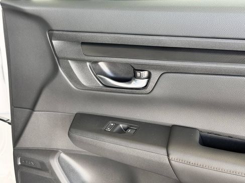 Used 2025 Honda CR-V Sport image 26