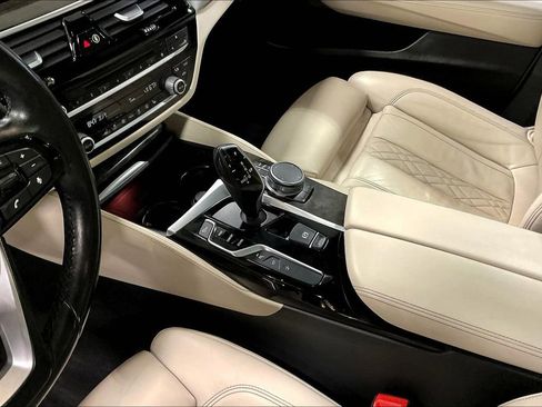 Used 2018 BMW 640i Gran Turismo xDrive AWD/4WD image 18