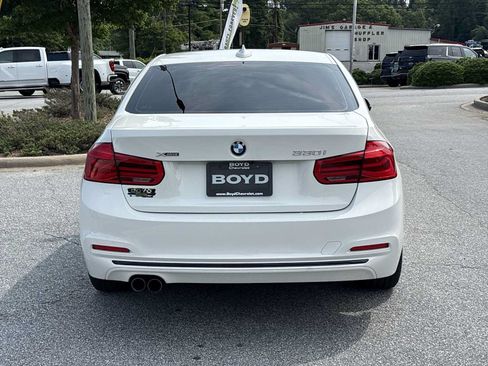 Used 2018 BMW 330i xDrive Sedan w/ Convenience Package AWD/4WD image 7