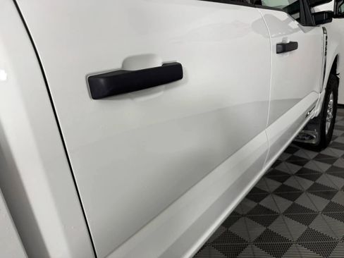 Used 2023 Ford F350 XLT AWD/4WD image 27