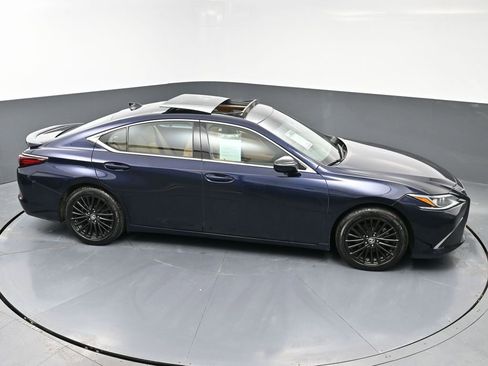 Used 2025 Lexus ES 350 350 w/ Premium Package image 46