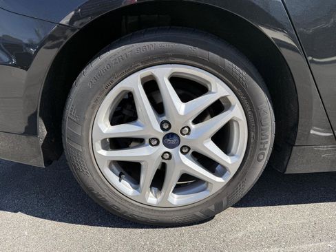 Used 2015 Ford Fusion SE image 13