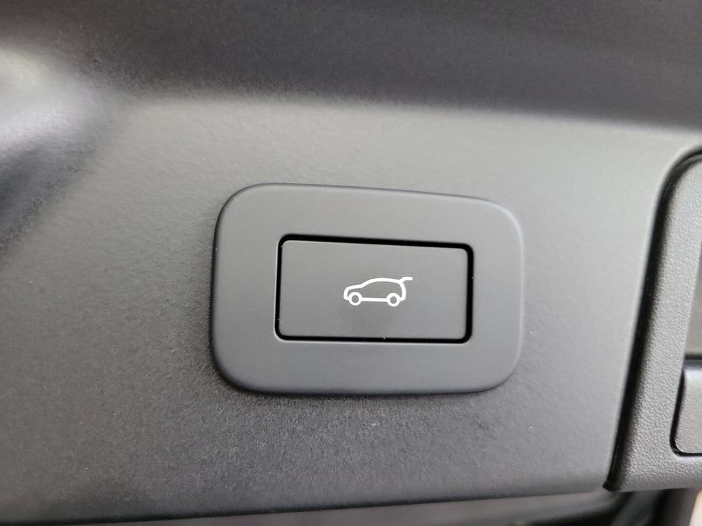 New 2026 Land Rover Range Rover Velar Dynamic SE AWD/4WD image 30
