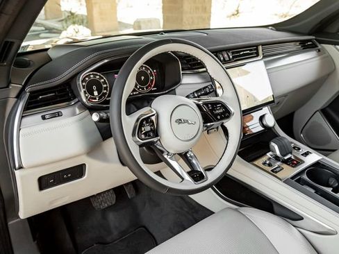 New 2026 Jaguar F-PACE R-Dynamic S image 16