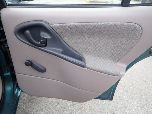 Used 1998 Chevrolet Cavalier Sedan w/ Preferred Equipment Group 1 image 25