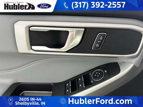 Used 2022 Ford Explorer XLT w/ Equipment Group 202A AWD/4WD image 11