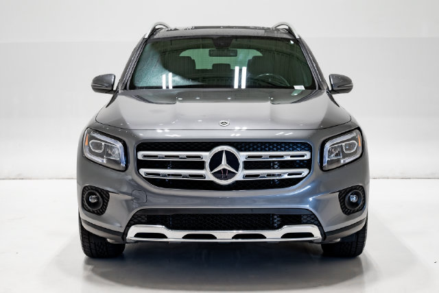 Used 2021 Mercedes-Benz GLB 250 4MATIC image 4