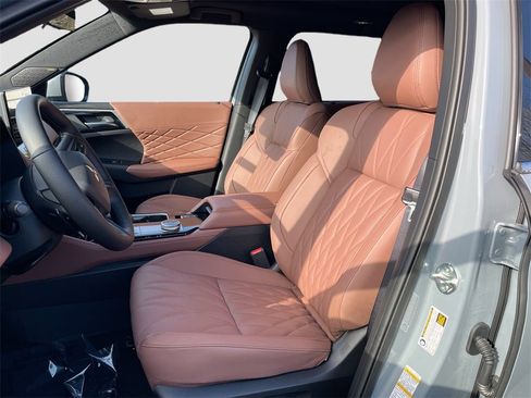 New 2026 Mitsubishi Outlander SEL image 21