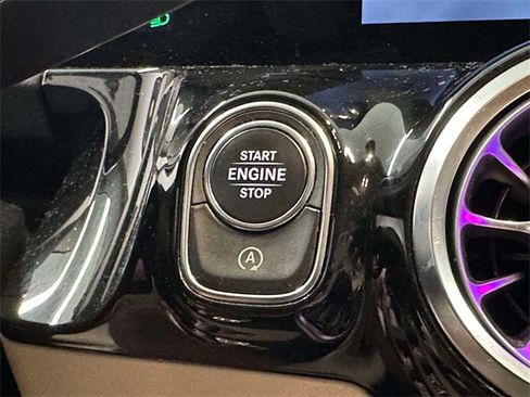 Certified 2022 Mercedes-Benz GLA 250 GLA 250 image 25