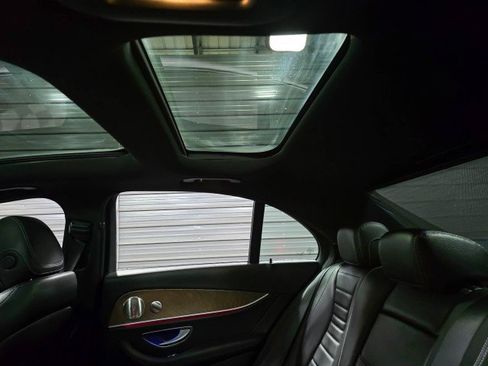 Used 2021 Mercedes-Benz E 450 4MATIC Sedan image 18